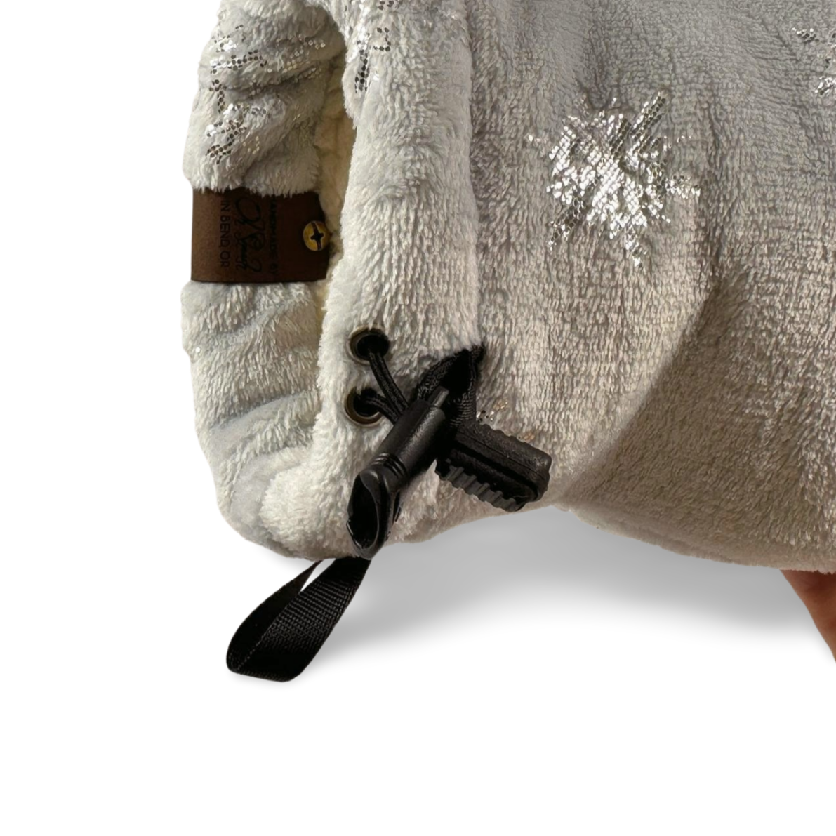Frostveil Giddyup Glove™