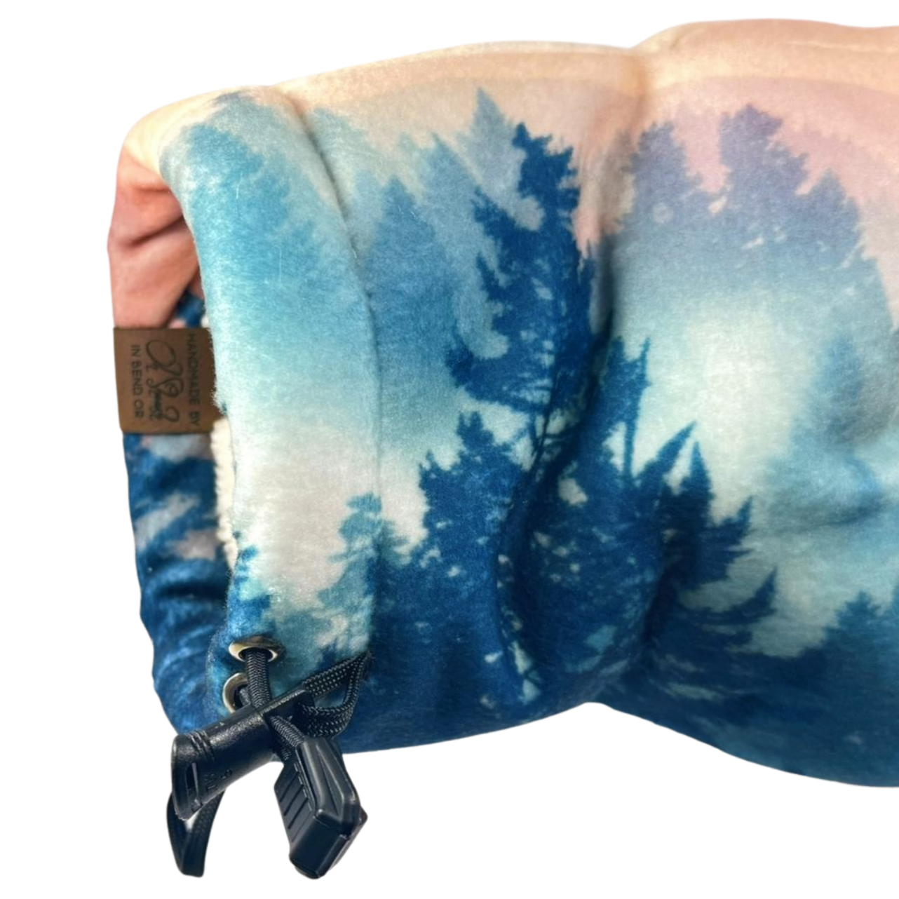 Bend Echo Ridge Giddyup Glove™ wrist view – snug, insulated cuff for comfortable all-day wear and secure grip.