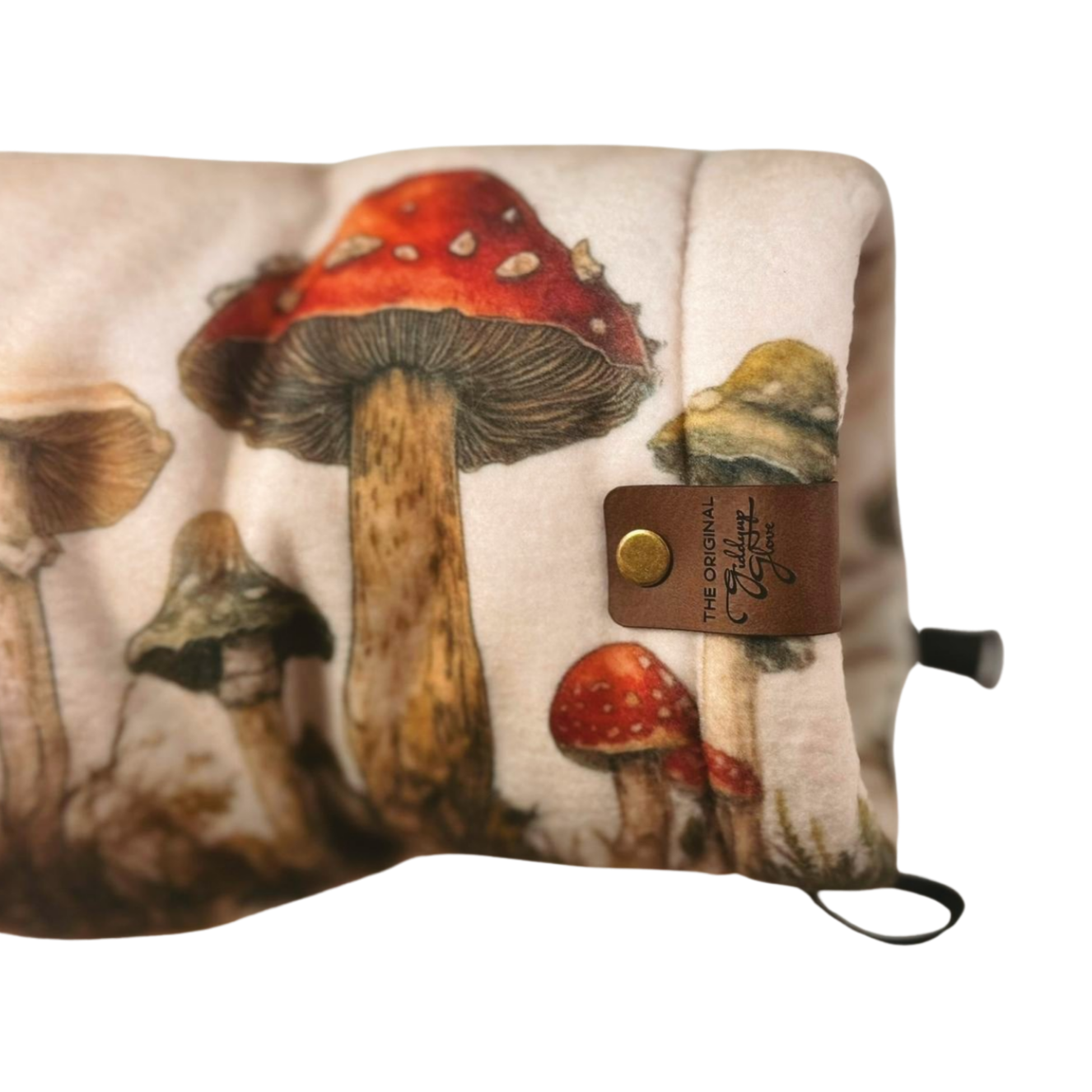 Close-up of Fungipedia Giddyup Glove™ wrist showing snug fit and insulated drink-holding mitten for cold weather